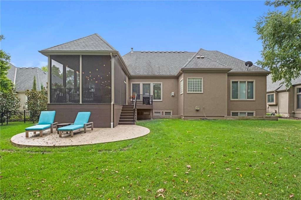 15233 Linden Street — photo 39