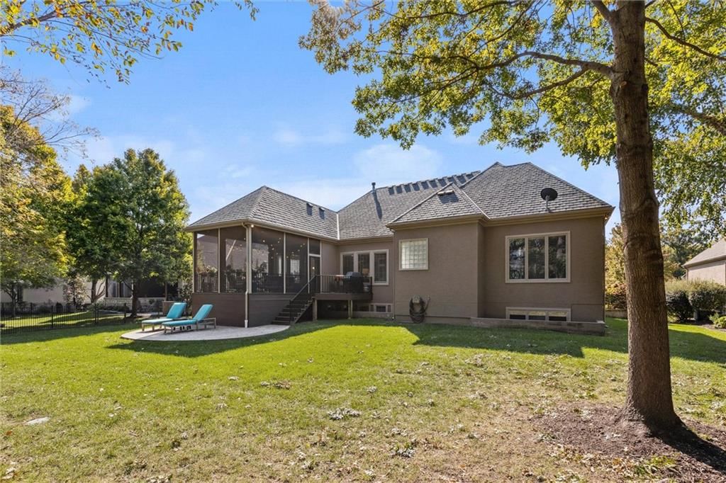 15233 Linden Street — photo 48