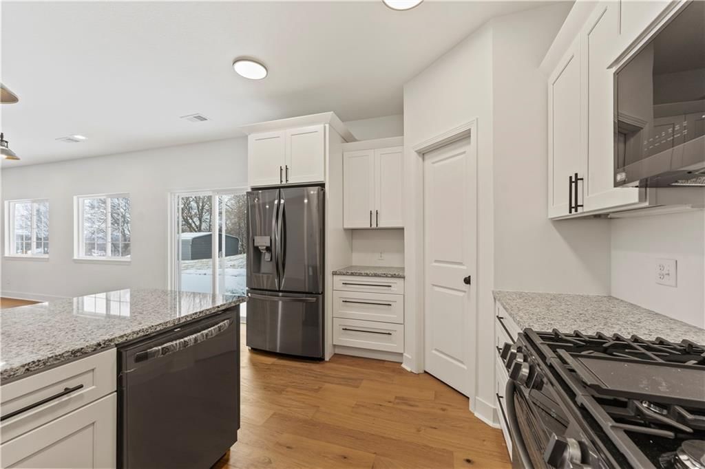 27165 Webster Court — photo 14