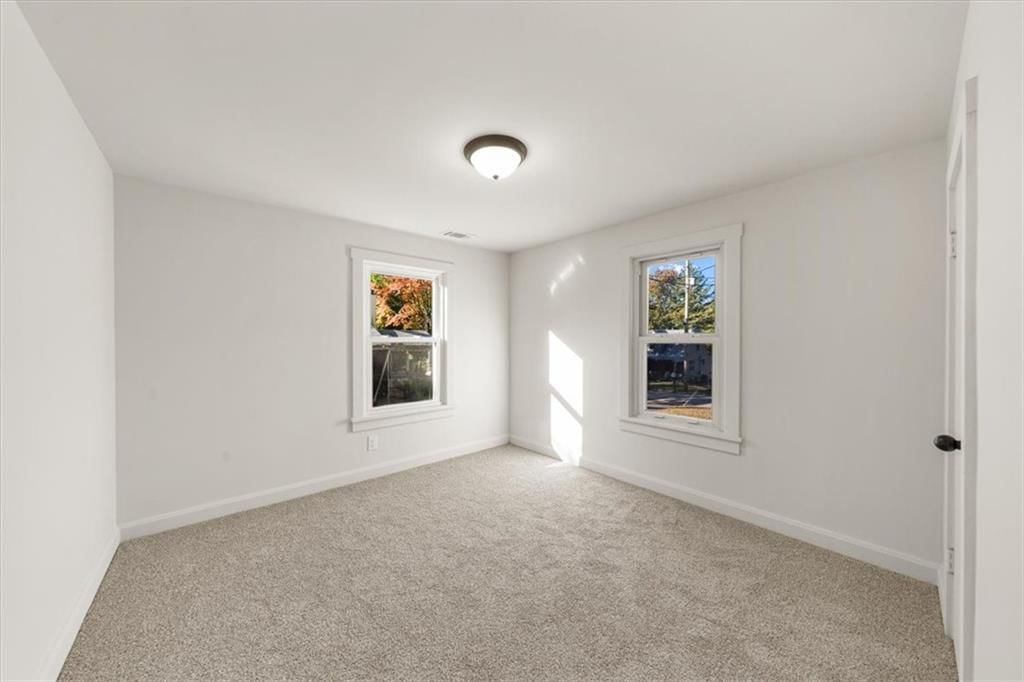 2909 N 60th Street — photo 13