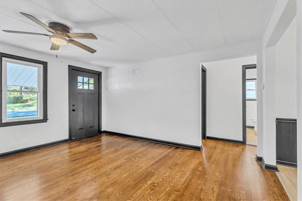 1006 S 56TH Terrace — photo 3
