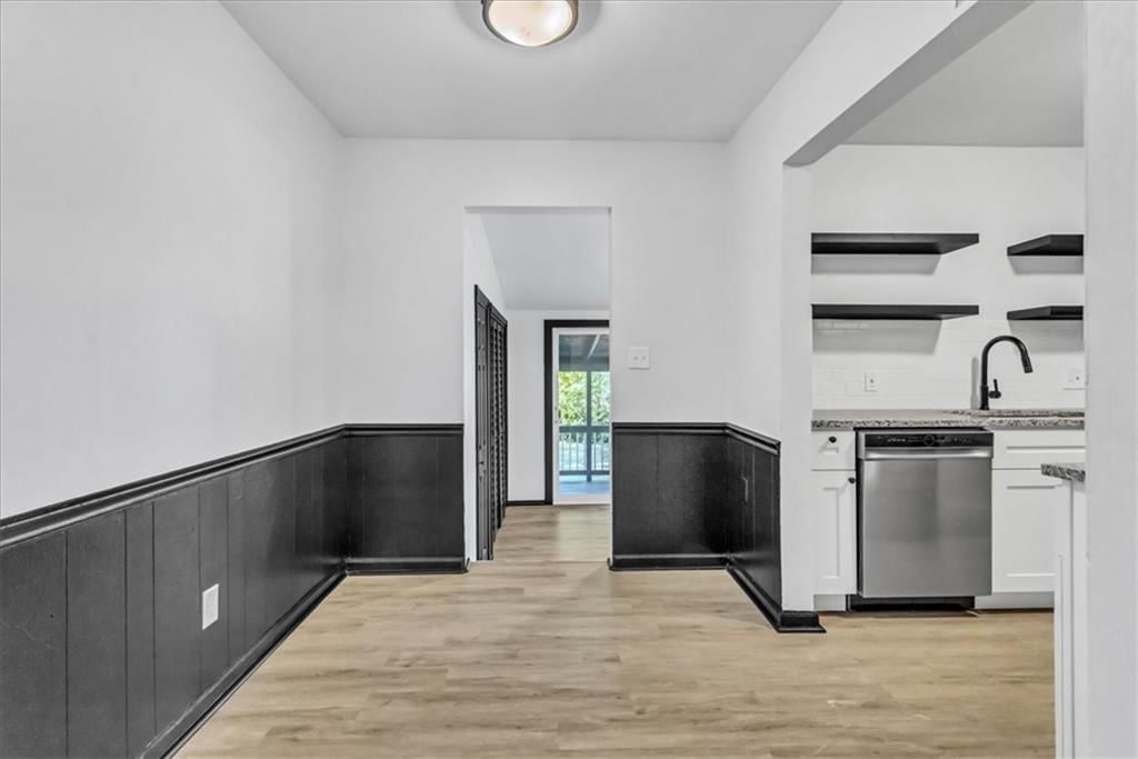 1006 S 56TH Terrace — photo 6