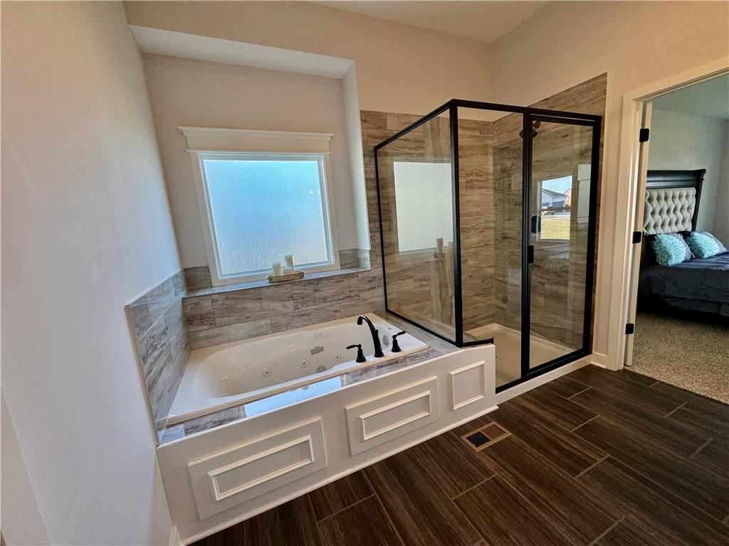 15601 Sheridan Court — photo 24