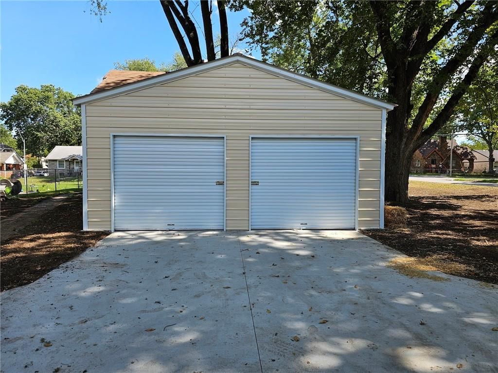 7340 Virginia Avenue — photo 36