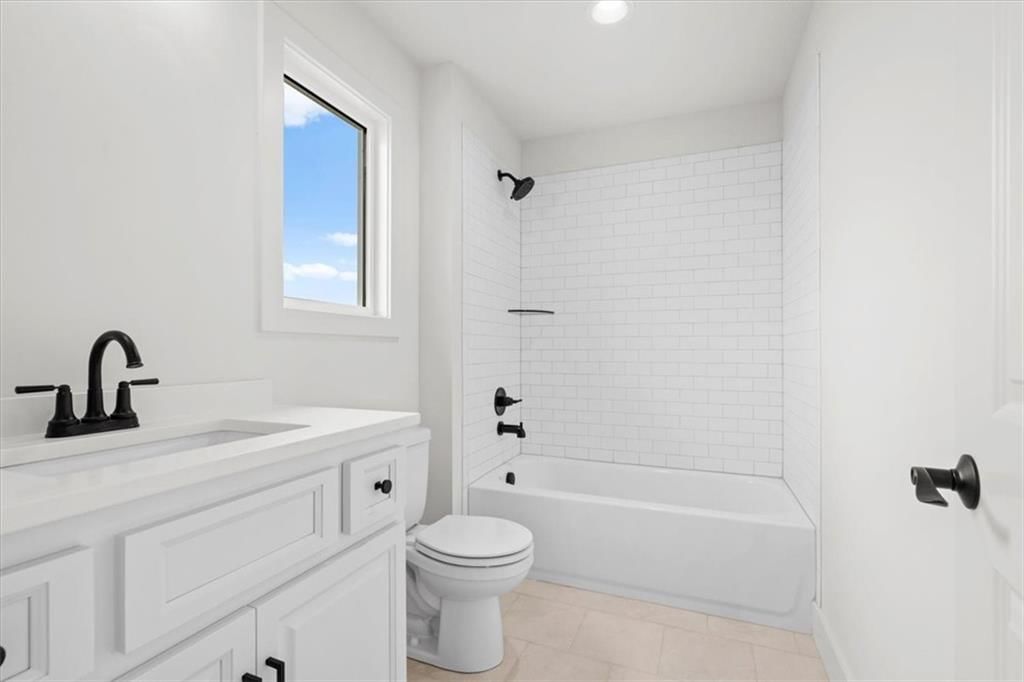 4270 Lake Shore Court — photo 42