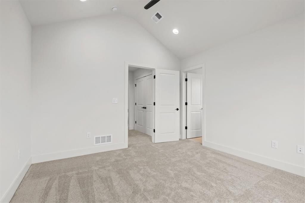 4270 Lake Shore Court — photo 45