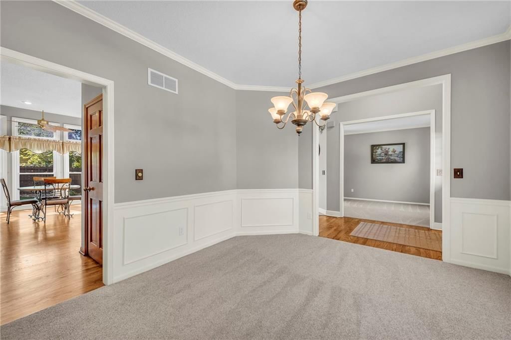 18725 W 116th Street — photo 5