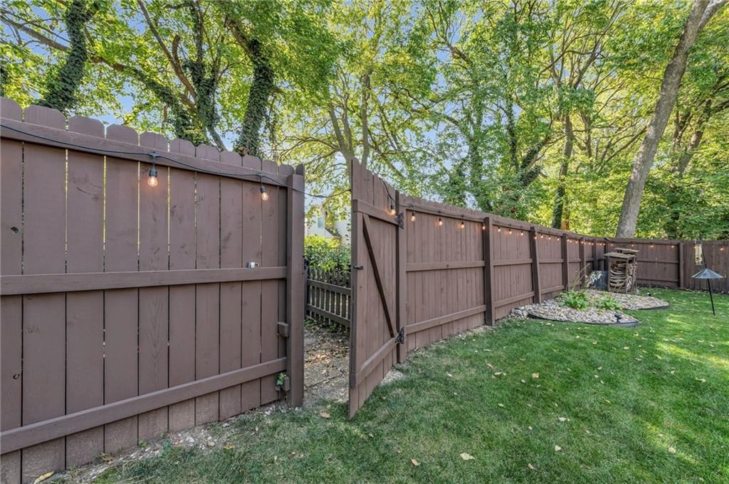 18725 W 116th Street — photo 49