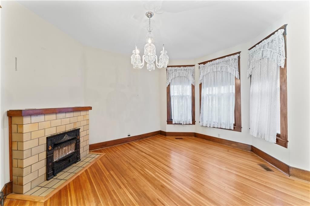 109 E Peoria Street — photo 13