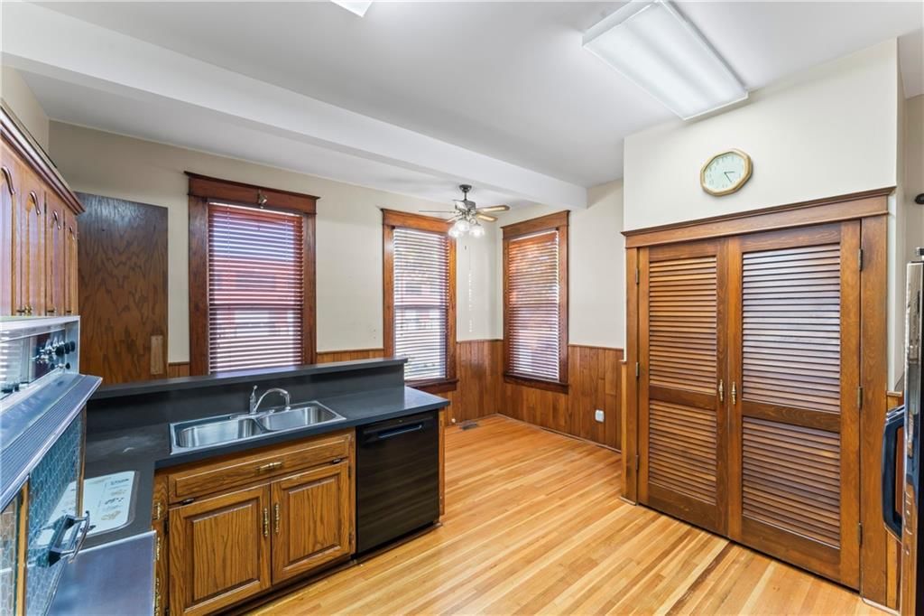 109 E Peoria Street — photo 24