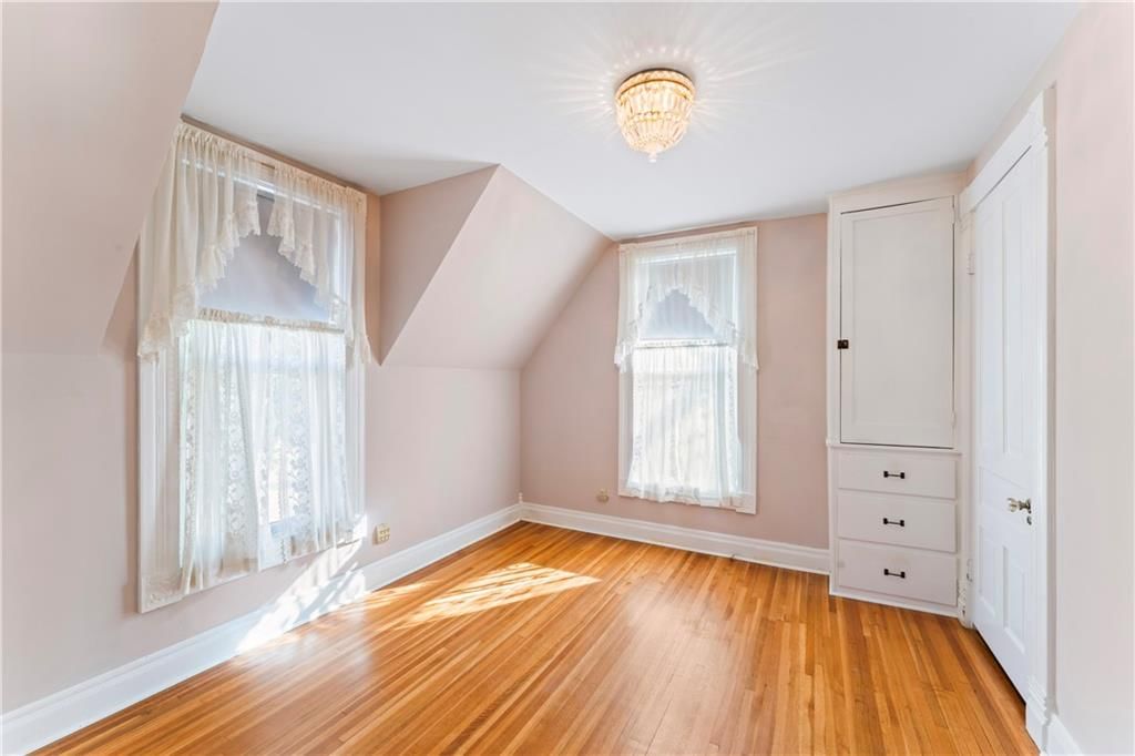 109 E Peoria Street — photo 36