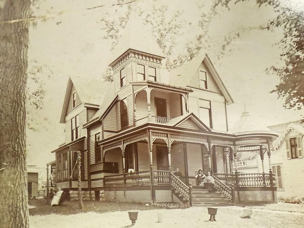109 E Peoria Street — photo 5