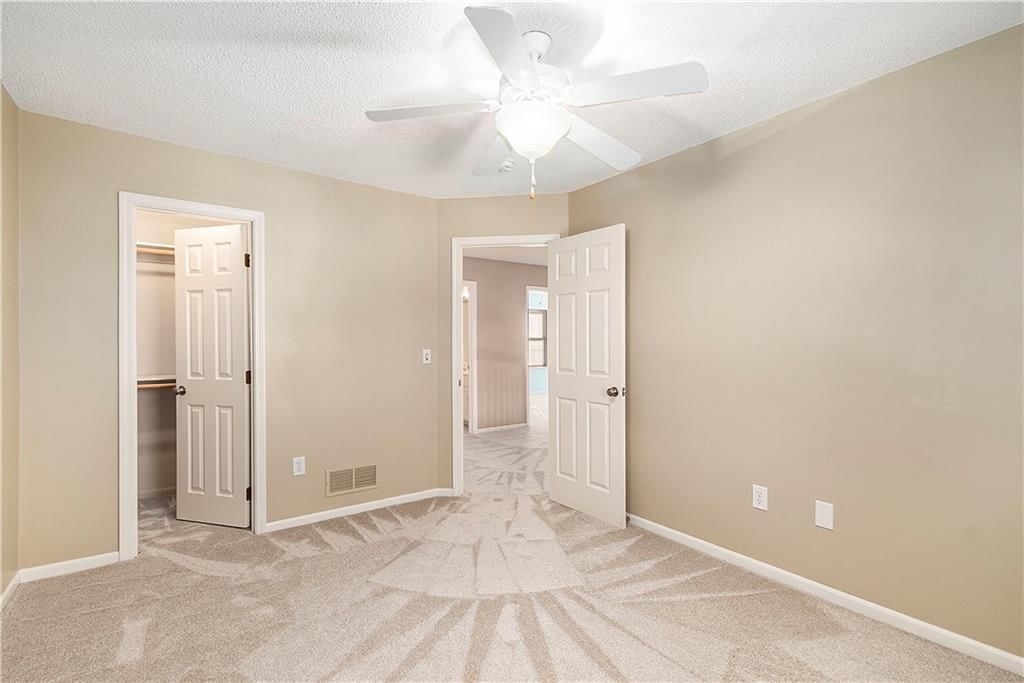 13977 W 147TH Terrace — photo 17