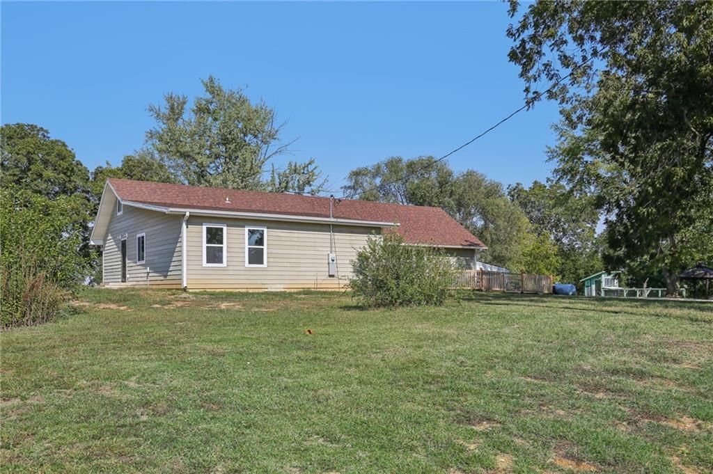 825 SE State Route 13 Highway — photo 56