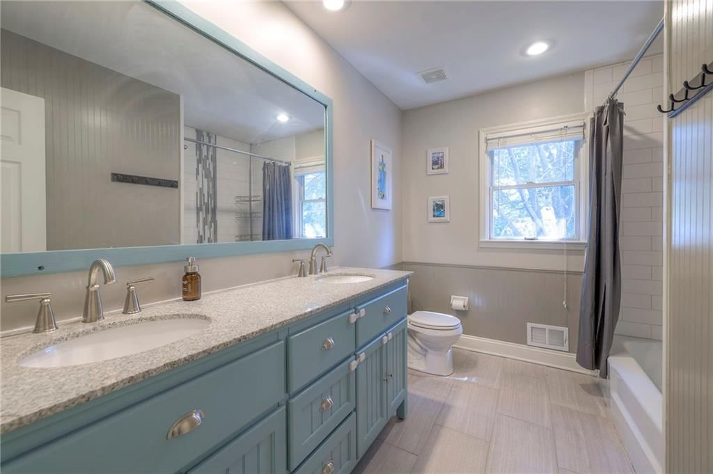 703 SW Montgomery Avenue — photo 18