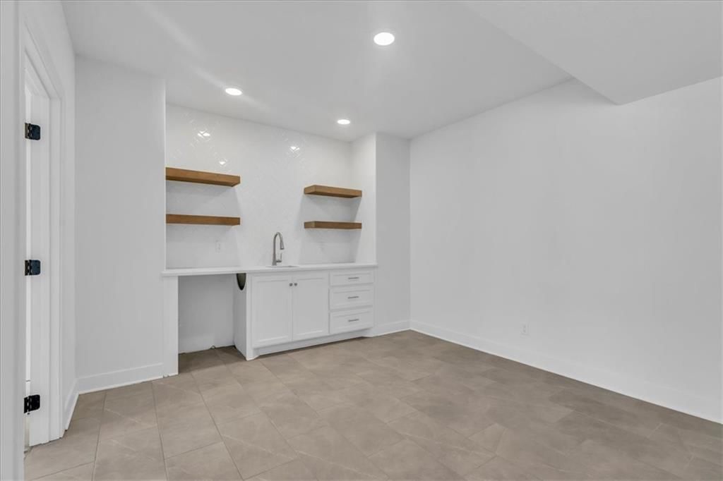 1810 Red Orchard Drive — photo 26