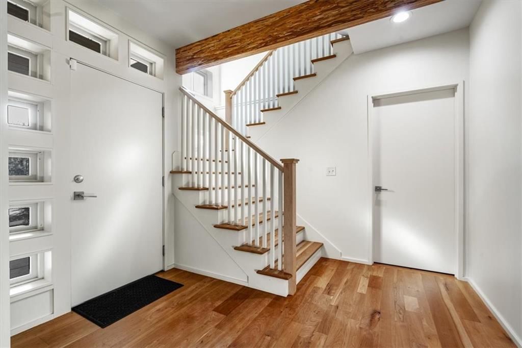 2412 Forest Avenue — photo 7