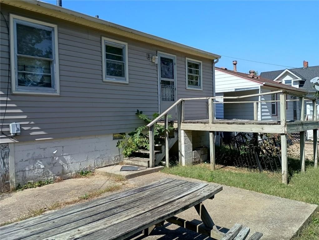 6145 Agnes Avenue — photo 9