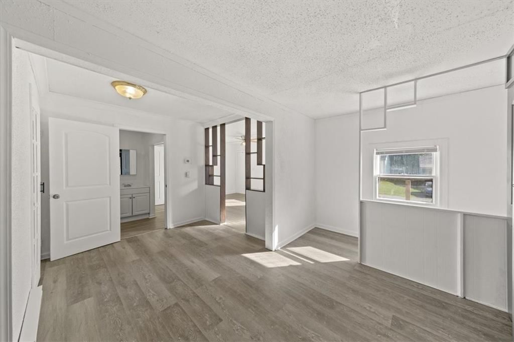 2700 S Norwood Avenue — photo 8
