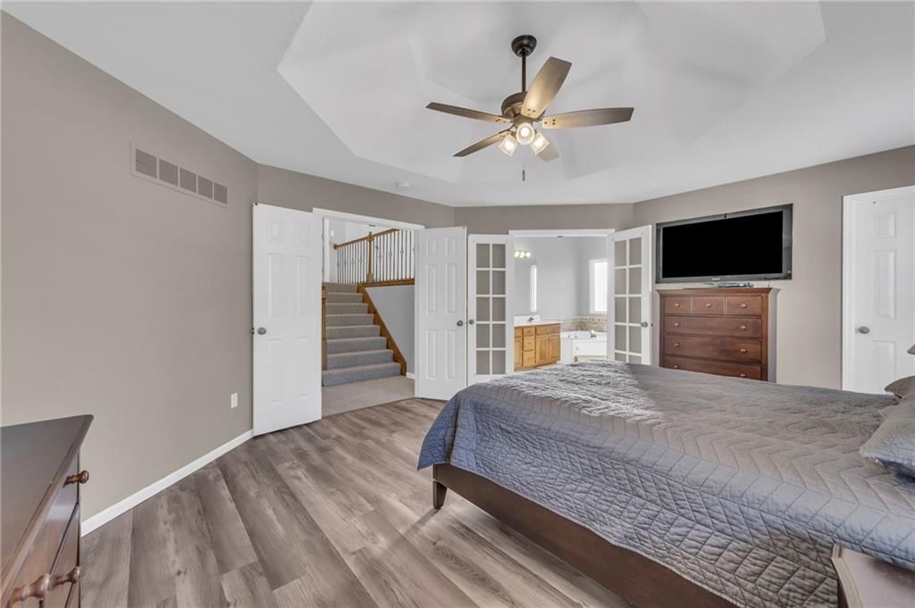 1235 NE Cardinal Drive — photo 18