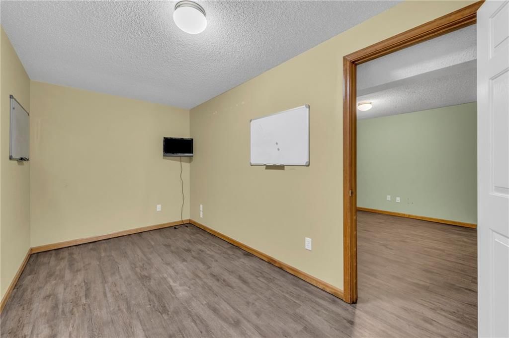 1235 NE Cardinal Drive — photo 28