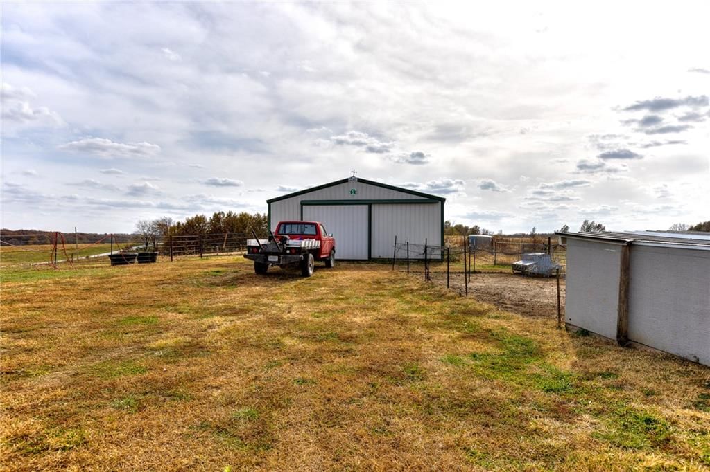7010 SE Tri County Line Road — photo 20