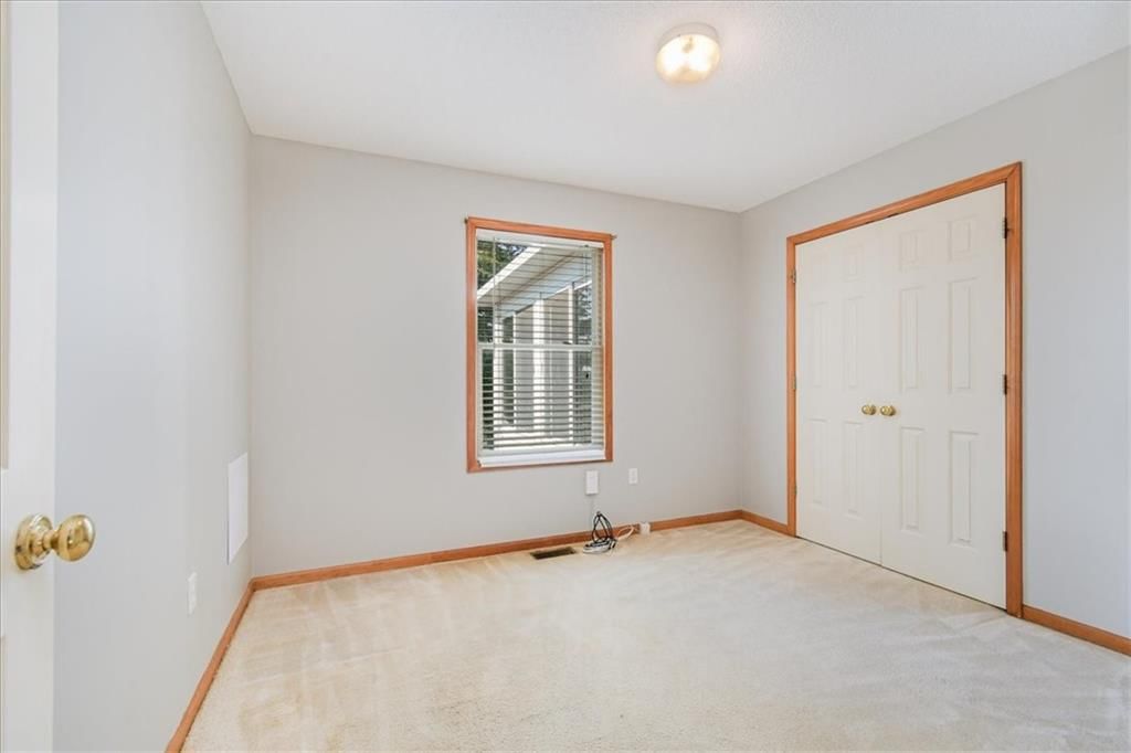 8536 N Robinhood Avenue — photo 23