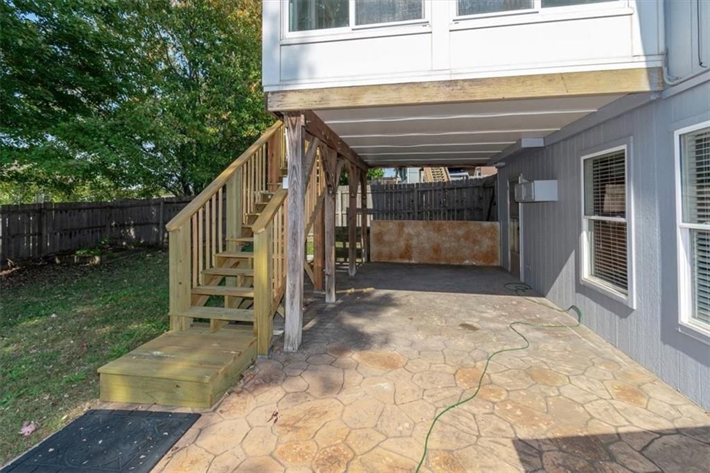 8536 N Robinhood Avenue — photo 31