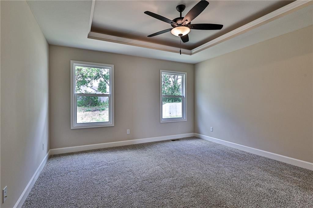 213 SW Chelmsford Drive — photo 15