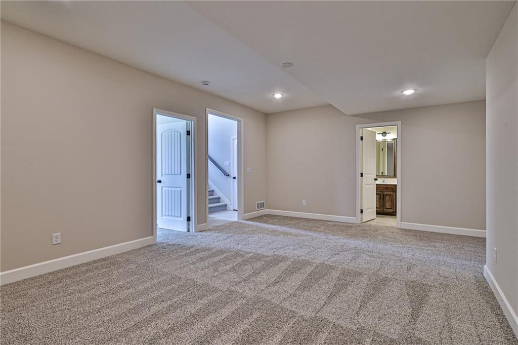 213 SW Chelmsford Drive — photo 31