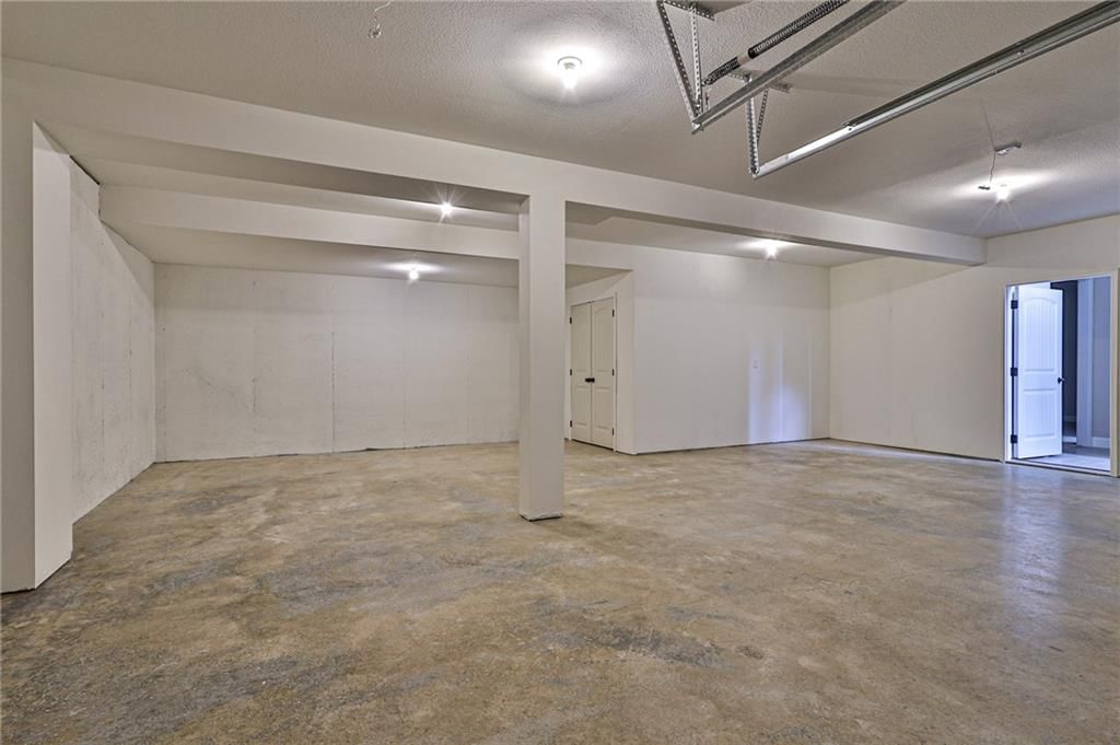 213 SW Chelmsford Drive — photo 35