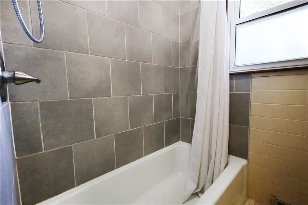 829 E Gay Street — photo 17