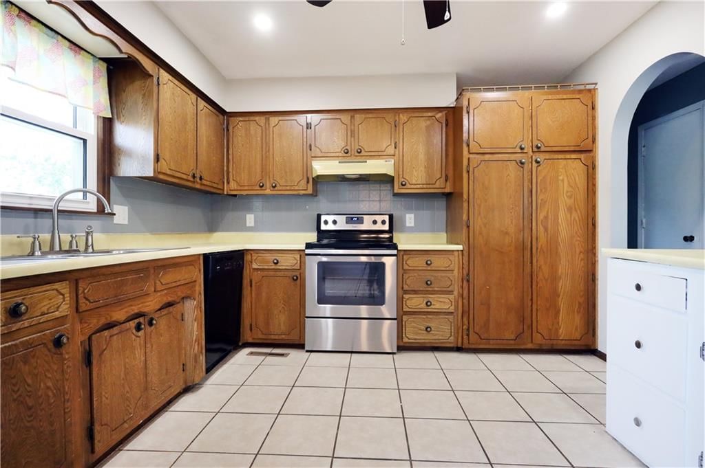 829 E Gay Street — photo 10