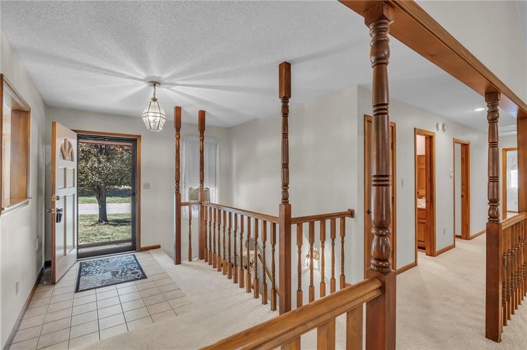 411 N PARK Drive — photo 10