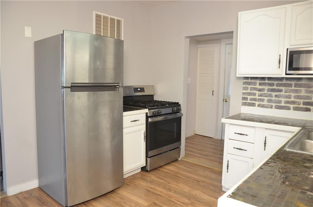 107 N 2nd Street — photo 5