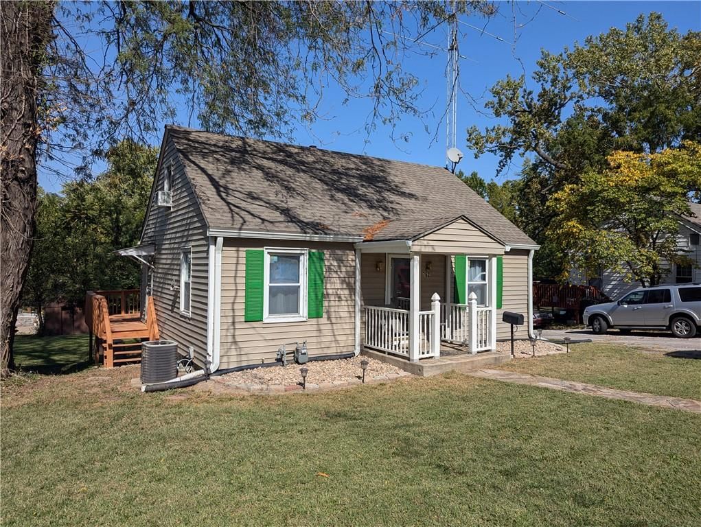 762 Locust Street — photo 18