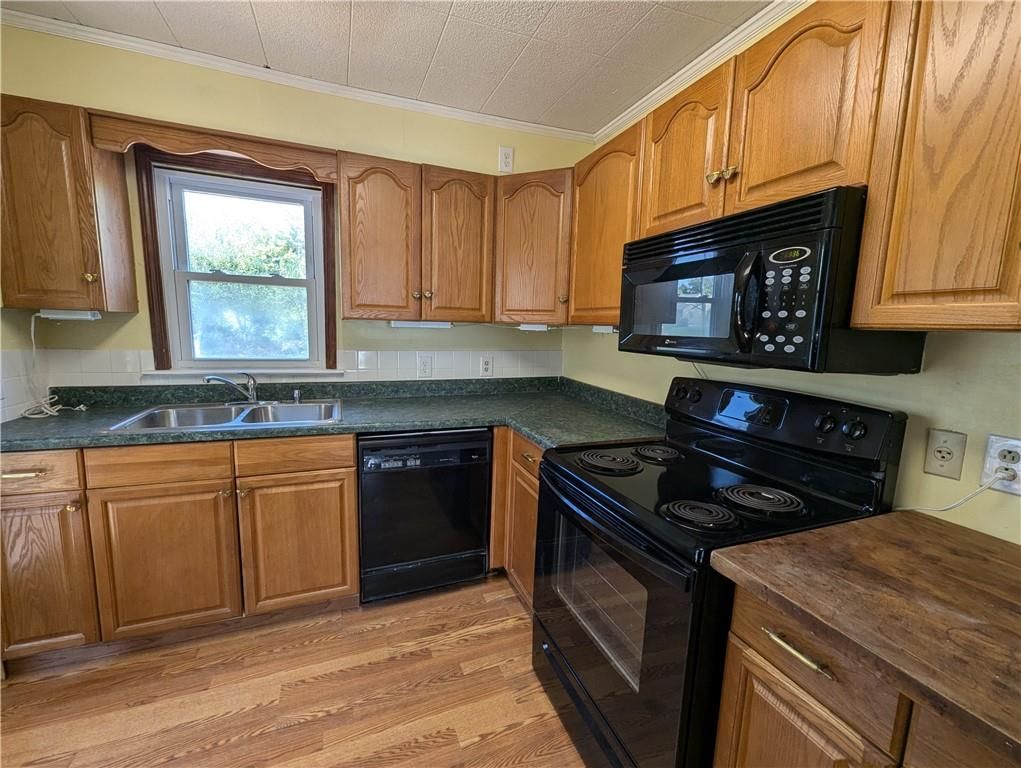 762 Locust Street — photo 9