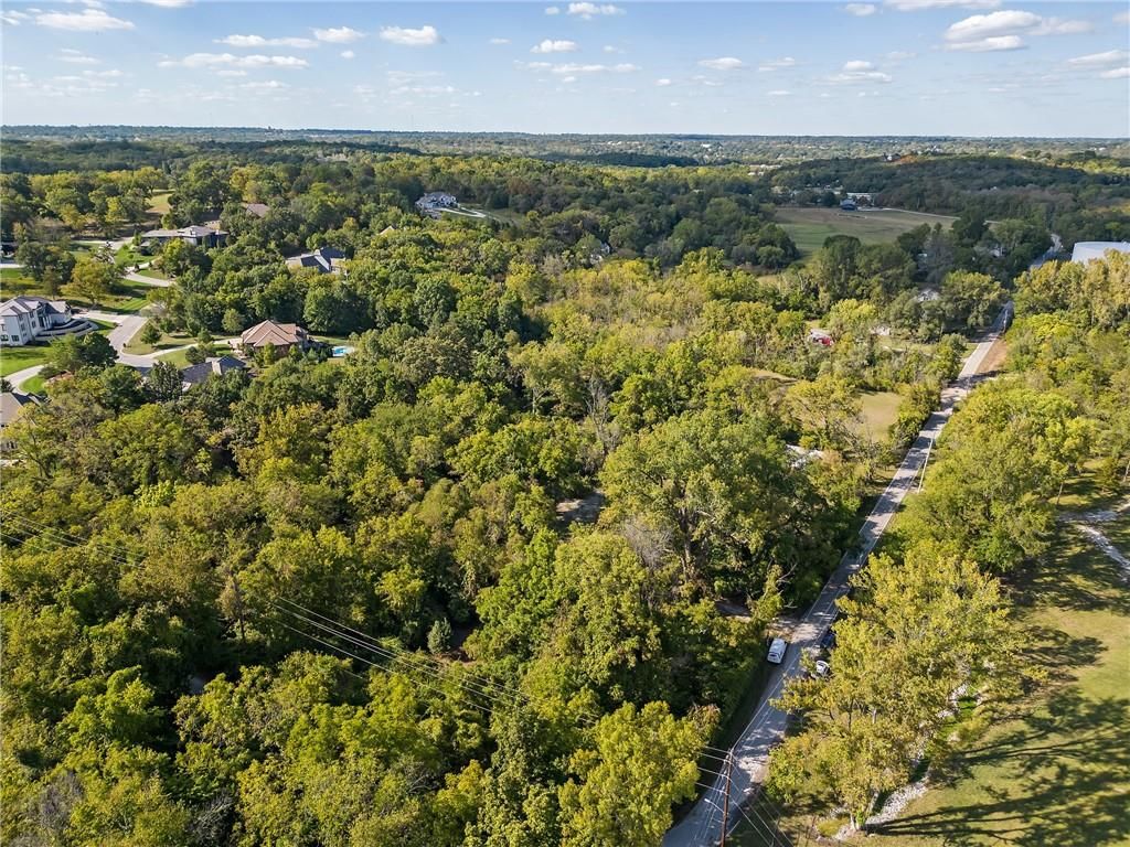 4900 NE Maybrook Road — photo 4