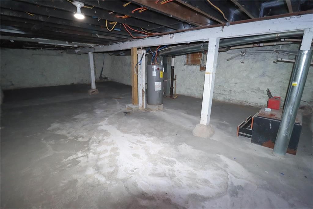2245 Poplar Avenue — photo 29