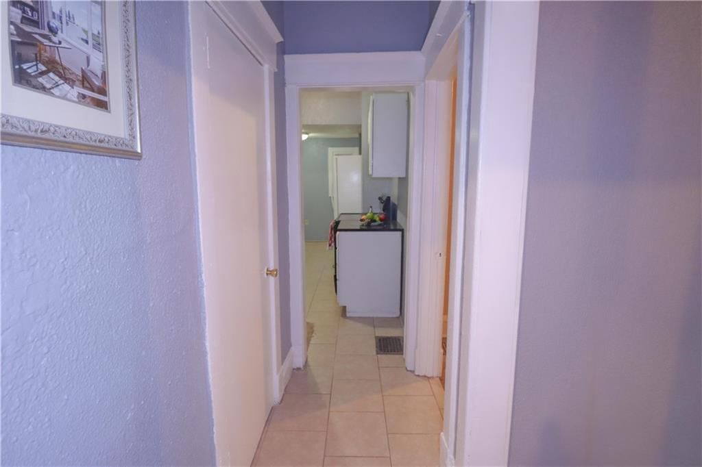 2245 Poplar Avenue — photo 9