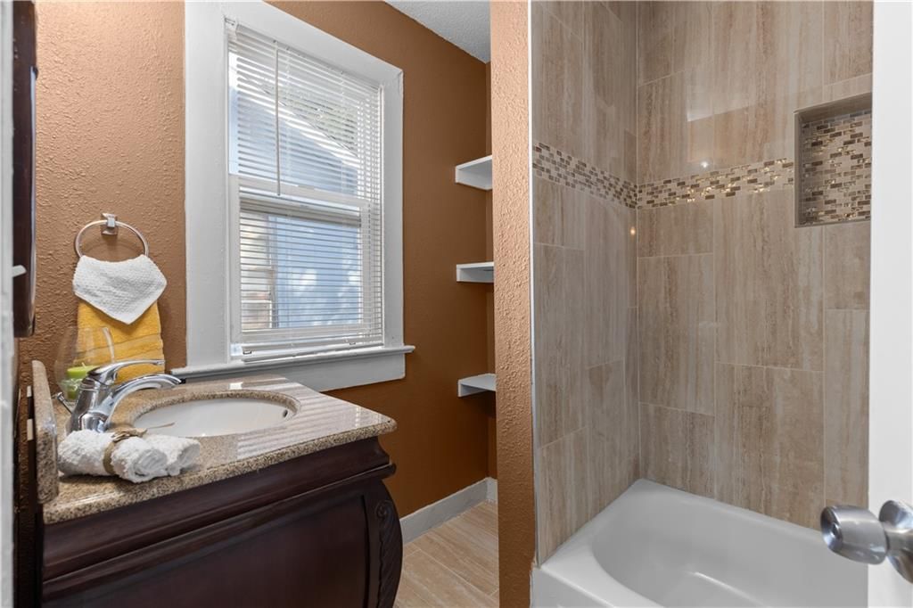 3809 SOUTH BENTON Boulevard — photo 18