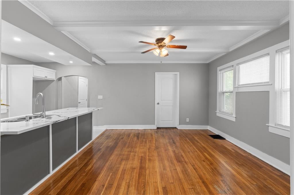 3809 SOUTH BENTON Boulevard — photo 7