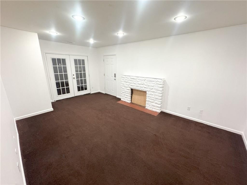 2152 S Sterling Avenue — photo 14
