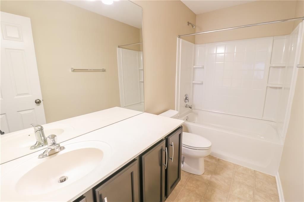 5409 N Wyoming Street — photo 27