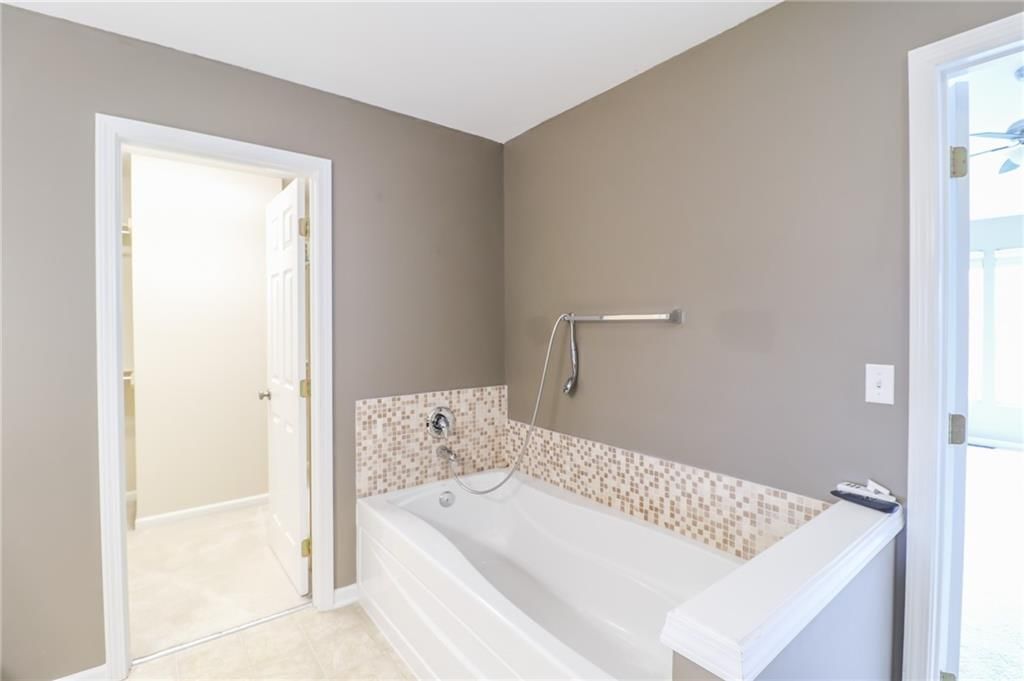 5409 N Wyoming Street — photo 29