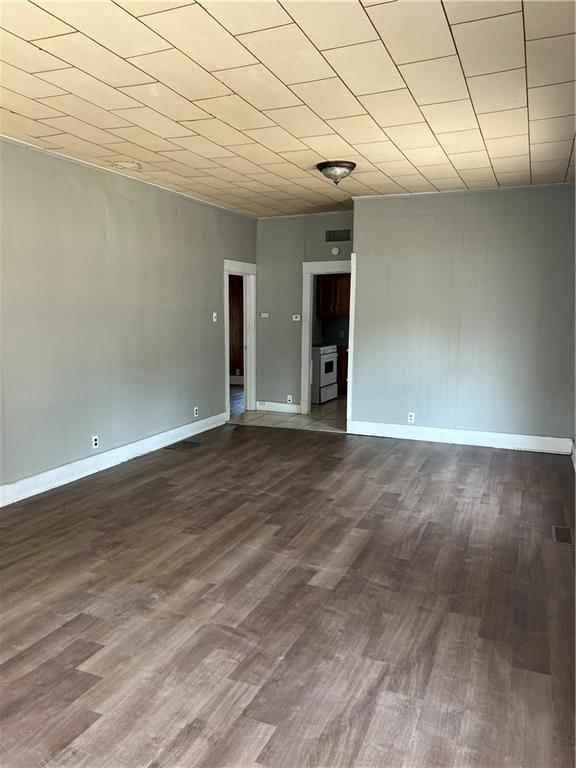 806 W 4th Street — photo 8