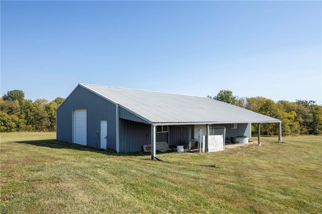 30851 King Road — photo 43