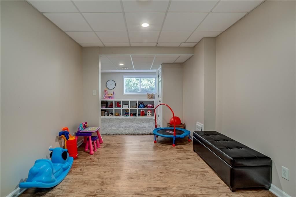 5064 W 130th Terrace — photo 37