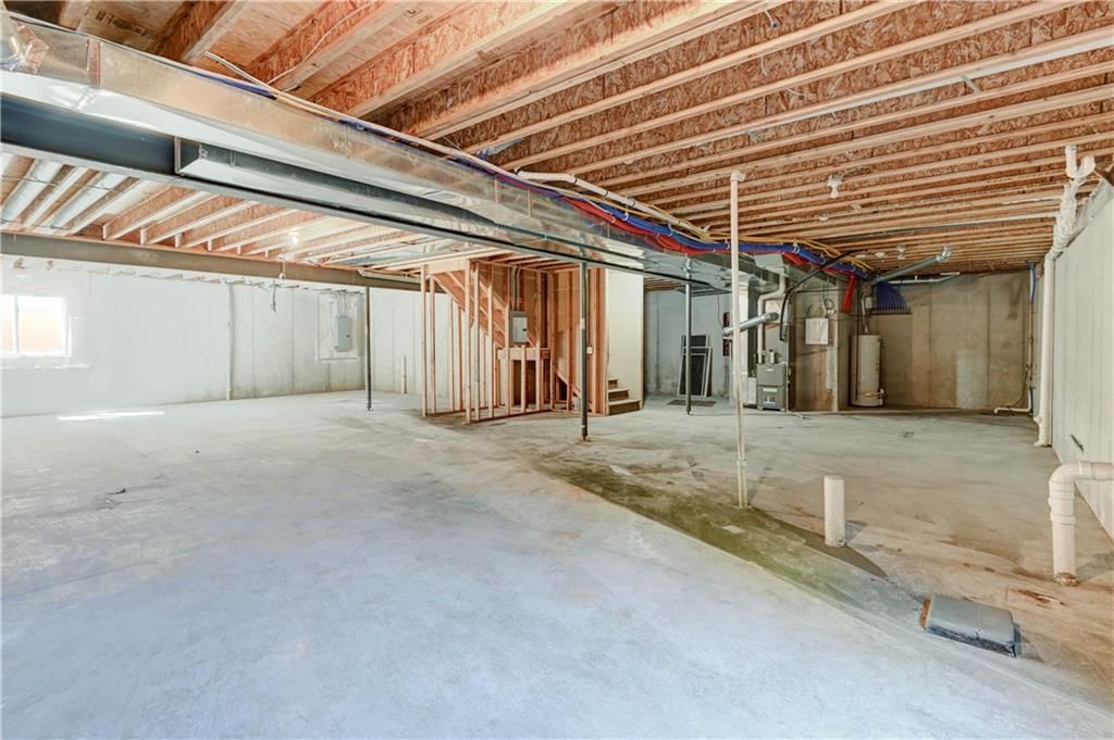 141 NW Whitman Drive — photo 44