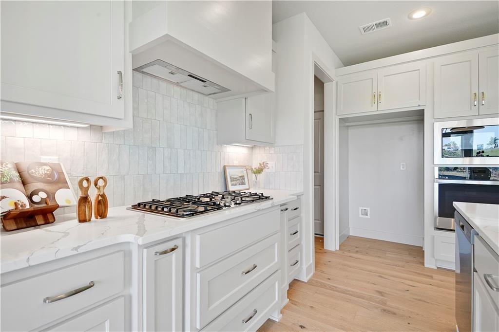 22070 W 100th Terrace — photo 19